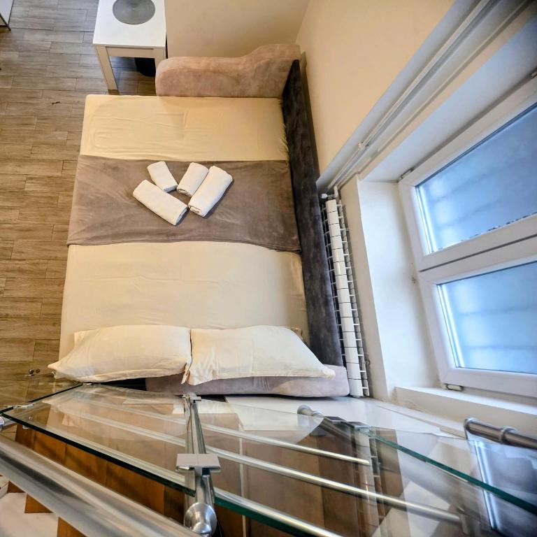 Modern 2BR Central Apartment Sleeps 6 Balcony - Apartman sa 2 Spavaće Sobe - 45