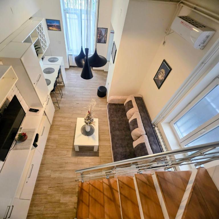 Modern 2BR Central Apartment Sleeps 6 Balcony - Apartman sa 2 Spavaće Sobe - 1