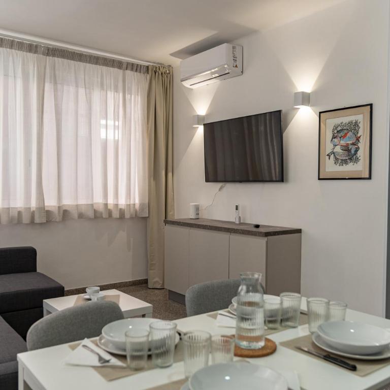 Gimma 202 - Comfort Stay in Bari Center - Appartamento con 3 Camere da Letto - 1