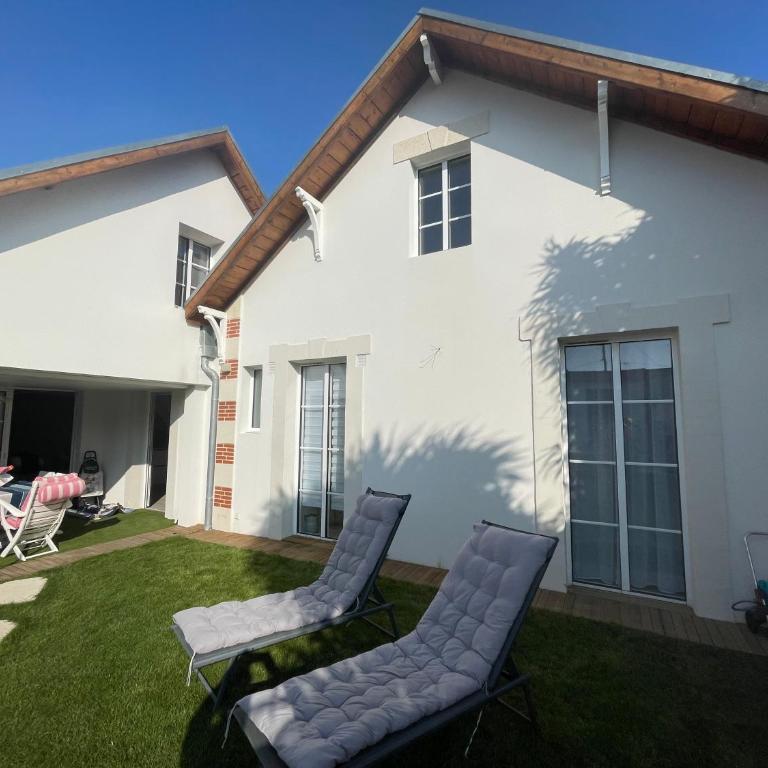 Maison Arcachonnaise 5 chambres 5 minutes de la plage - Five-Bedroom House - 1
