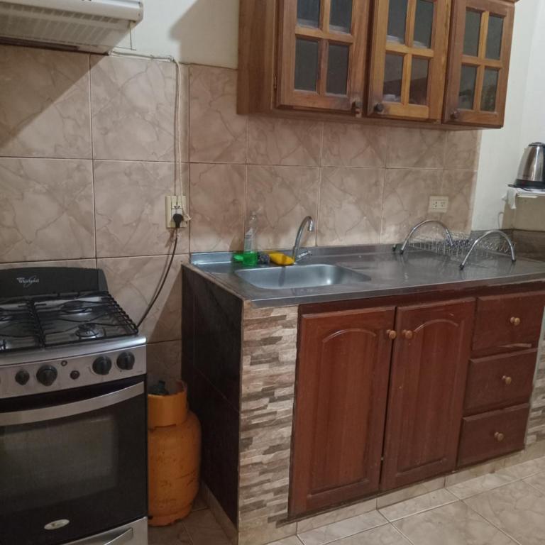Apartamentos Centricos Puerto Iguazu - Casa de 2 dormitorios - 6