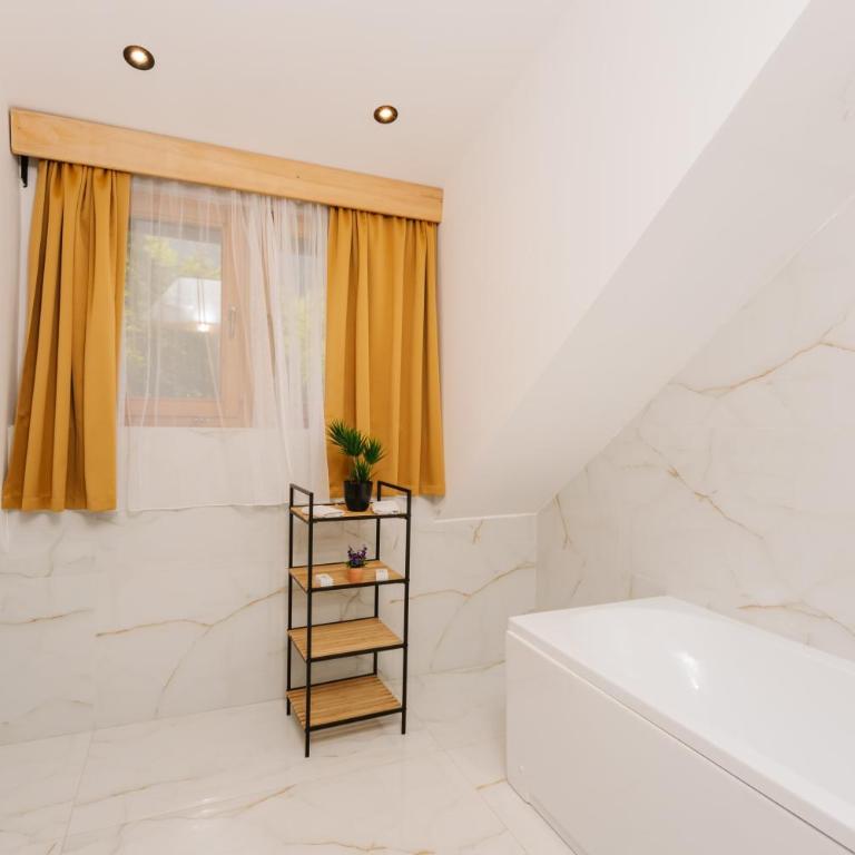 Hotel Porto Tara - Two-Bedroom Apartment with River View - 5