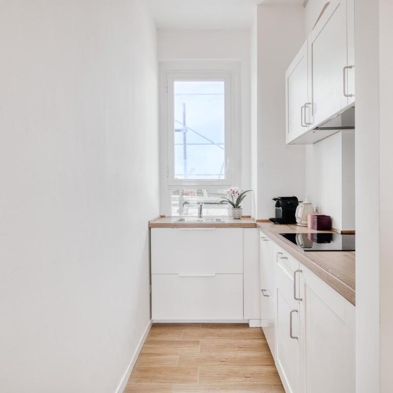 Top-floor penthouse with panoramic terrace - 20 minutes from San Siro & Duomo - Appartamento con 2 Camere da Letto - 17