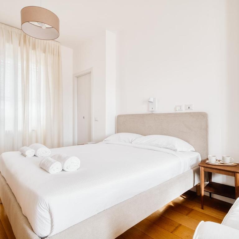 Top-floor penthouse with panoramic terrace - 20 minutes from San Siro & Duomo - Appartamento con 2 Camere da Letto - 3