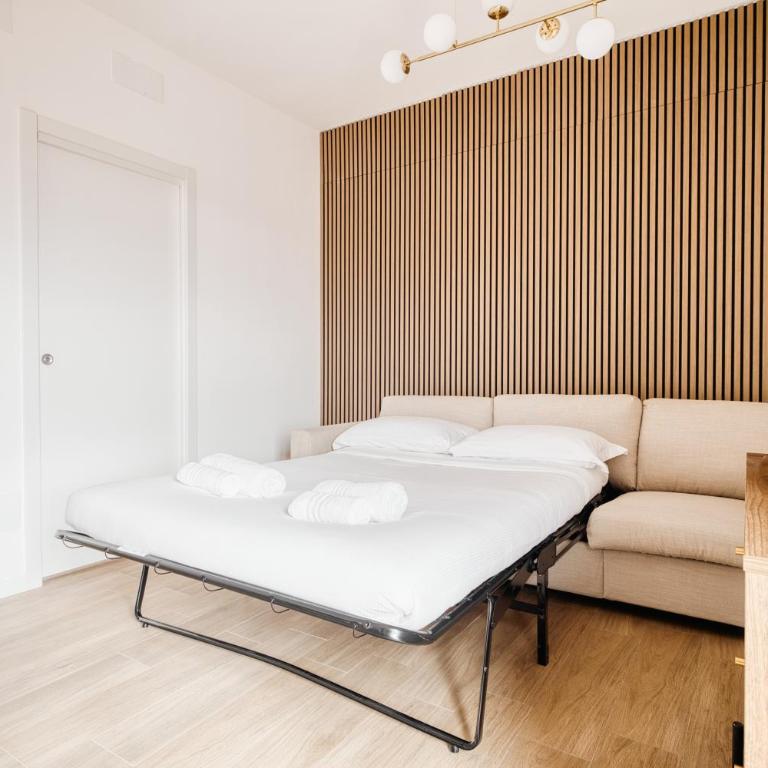 Top-floor penthouse with panoramic terrace - 20 minutes from San Siro & Duomo - Appartamento con 2 Camere da Letto - 31