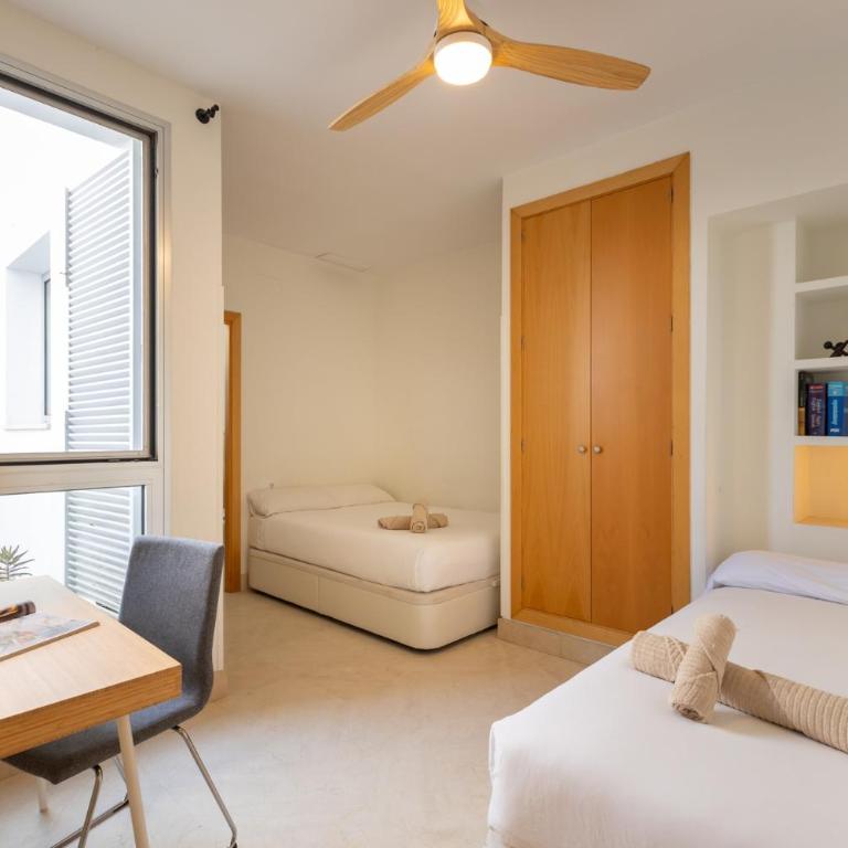 Tentudia Charming Apartments with Private Roof-Top or Patio in San Bernardo By OCityzen - Three-Bedroom Apartment with Private Rooftop - First Floor - 18