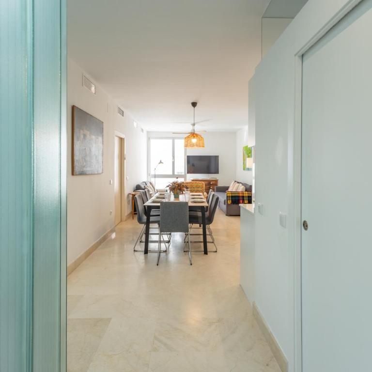 Tentudia Charming Apartments with Private Roof-Top or Patio in San Bernardo By OCityzen - Three-Bedroom Apartment with Private Rooftop - First Floor - 25