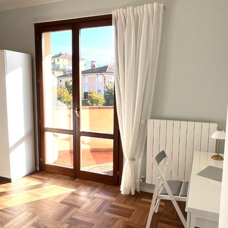 Spacious, renovated apartment in the centre - One-Bedroom Apartment - 20