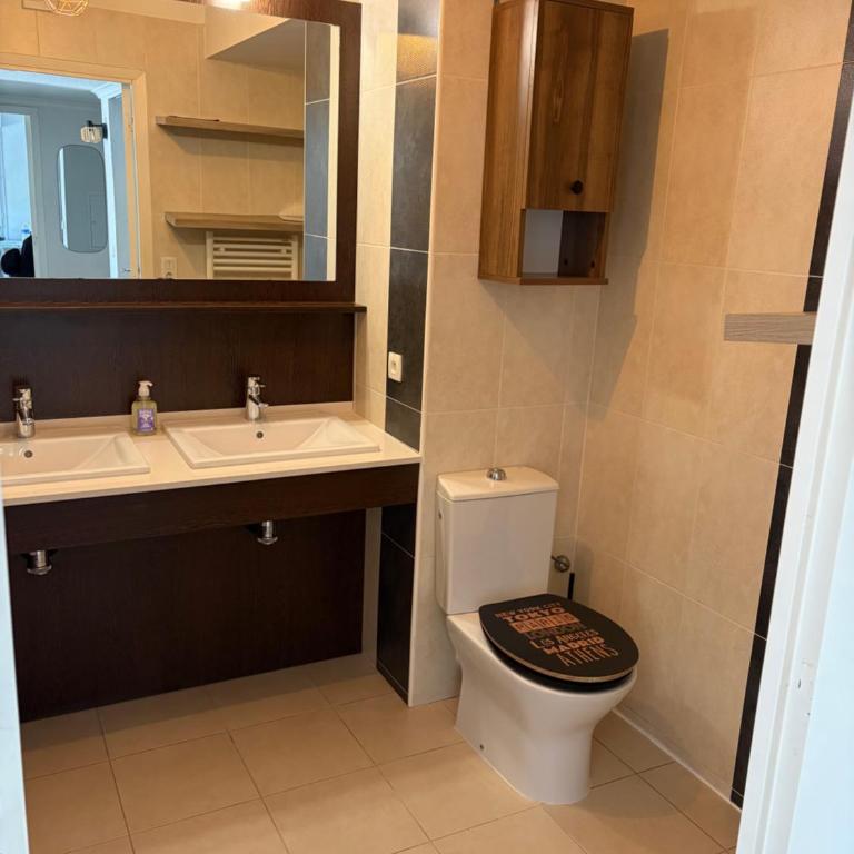 Appartement 65m2 avec Piscine et Rez de jardin 80m2 - Apartment mit 2 Schlafzimmern - 18