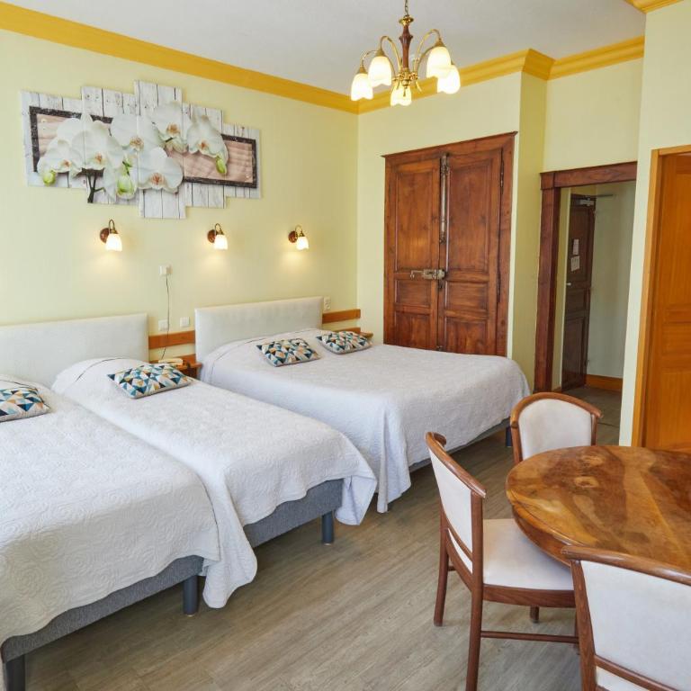 Hôtel Panoramic et des Bains - Chambre Quadruple - 3