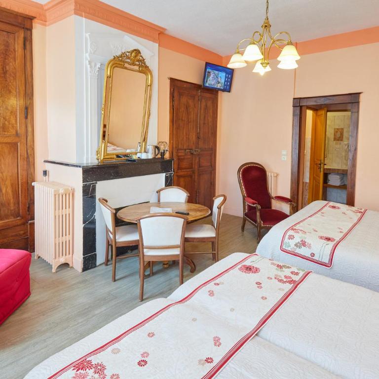 Hôtel Panoramic et des Bains - Chambre Quadruple - 2