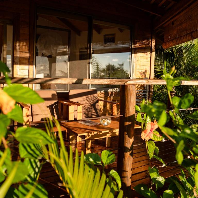 Kona Koa Lodge - Deluxe Bungalow with Sea View - 22