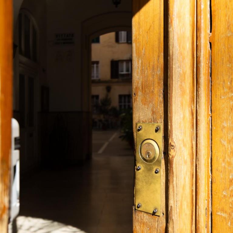 Stella Merulana - Appartamento con 2 Camere da Letto - 40