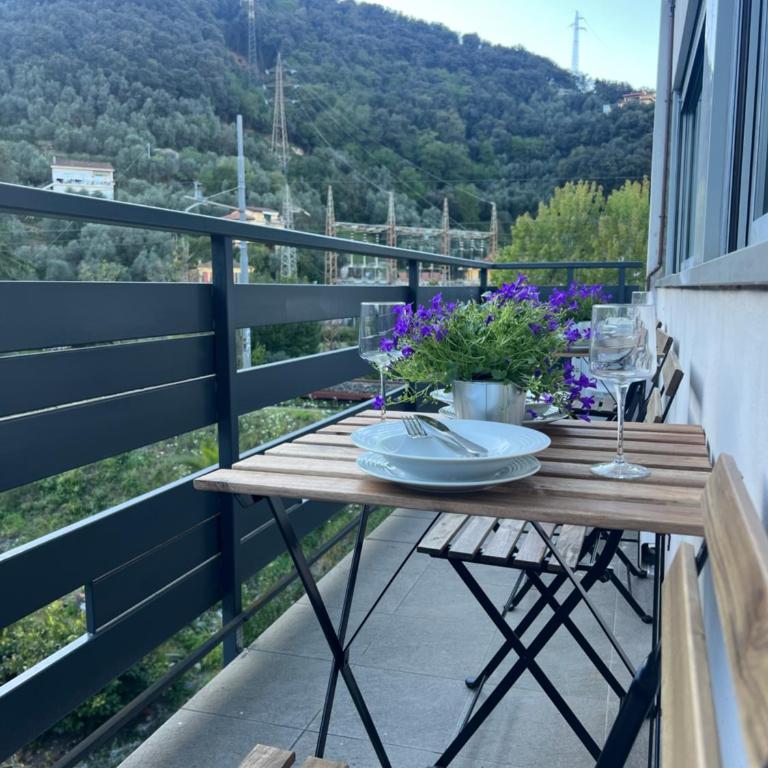 Elegance Loft - Three-Bedroom Apartment - 41