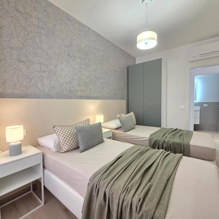 Ampio e centralissimo Trilocale Meri - Two-Bedroom Apartment - 19