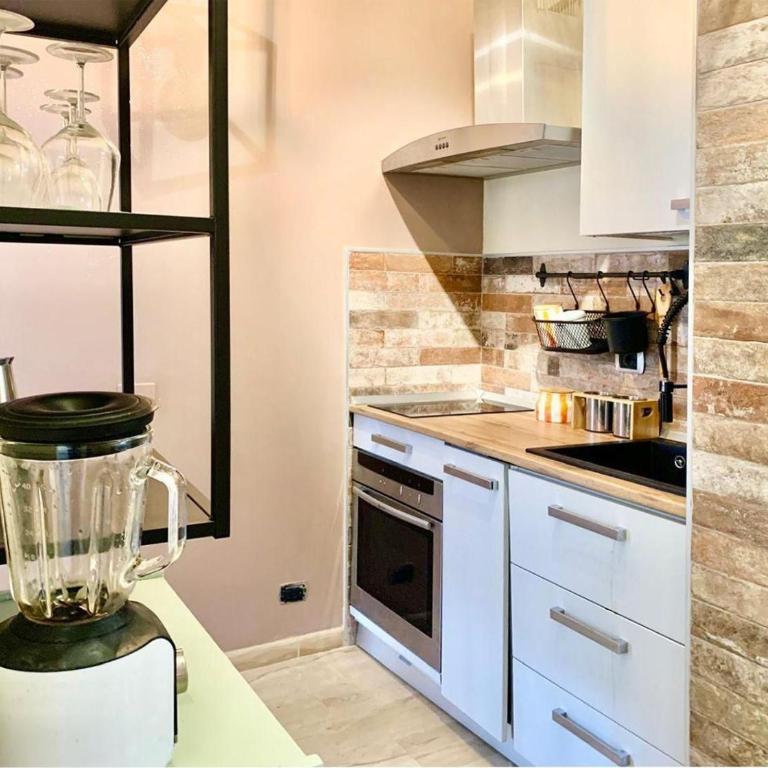 Loft vicino Vaticano, Castel Sant'Angelo & Trastevere - Appartamento con 2 Camere da Letto - 2