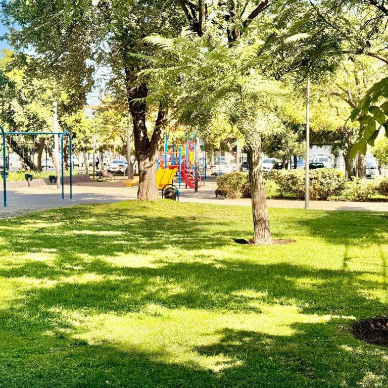 Espectacular con dos estacionamientos - Apartamento - 52