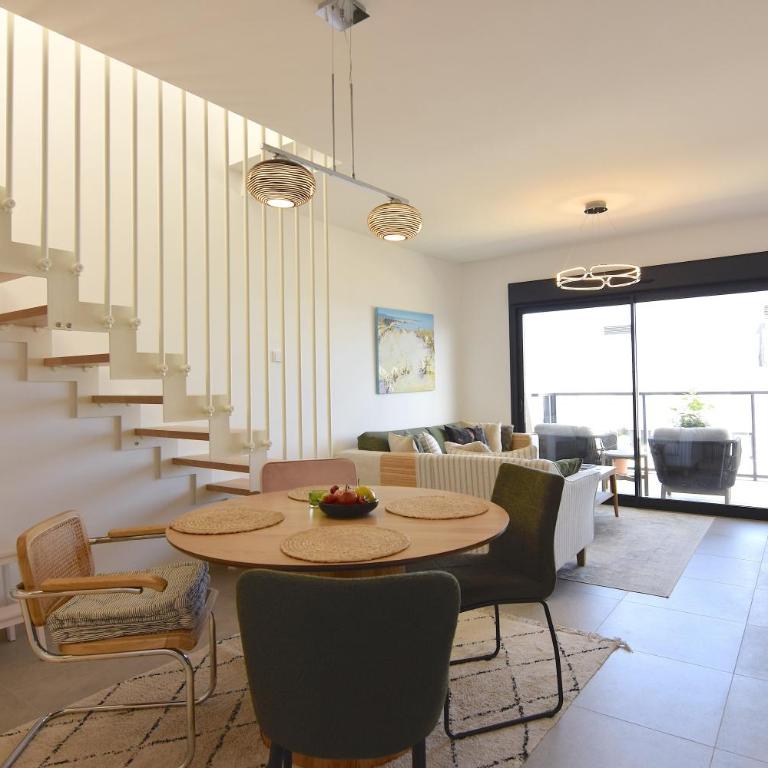 Exclusivo apartamento de lujo con vistas al mar - Two-Bedroom Apartment - 4