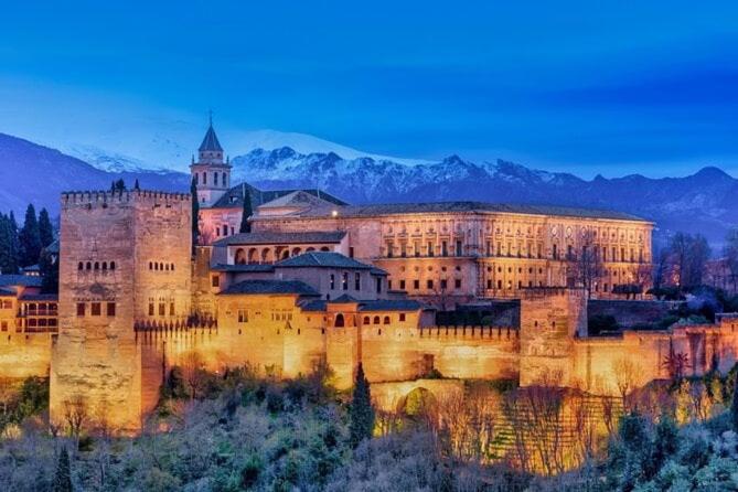 Calm Oasis with Amazing Views in Granada - One-Bedroom Apartment - 50