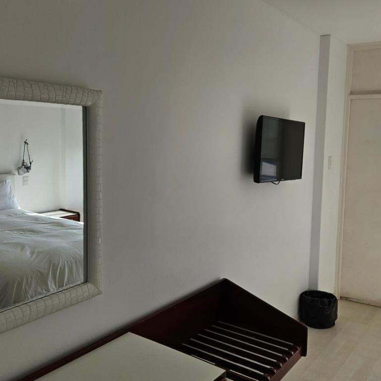 Le Grand Hotel Ilo - Habitación Estándar - 1 cama grande - 2