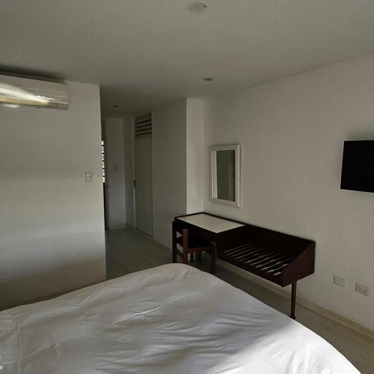 Le Grand Hotel Ilo - Habitación Estándar - 1 cama grande - 6