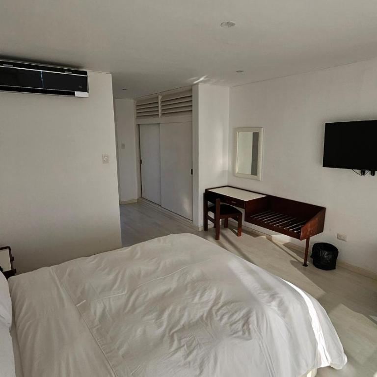 Le Grand Hotel Ilo - Habitación Superior - 1 cama grande - 8
