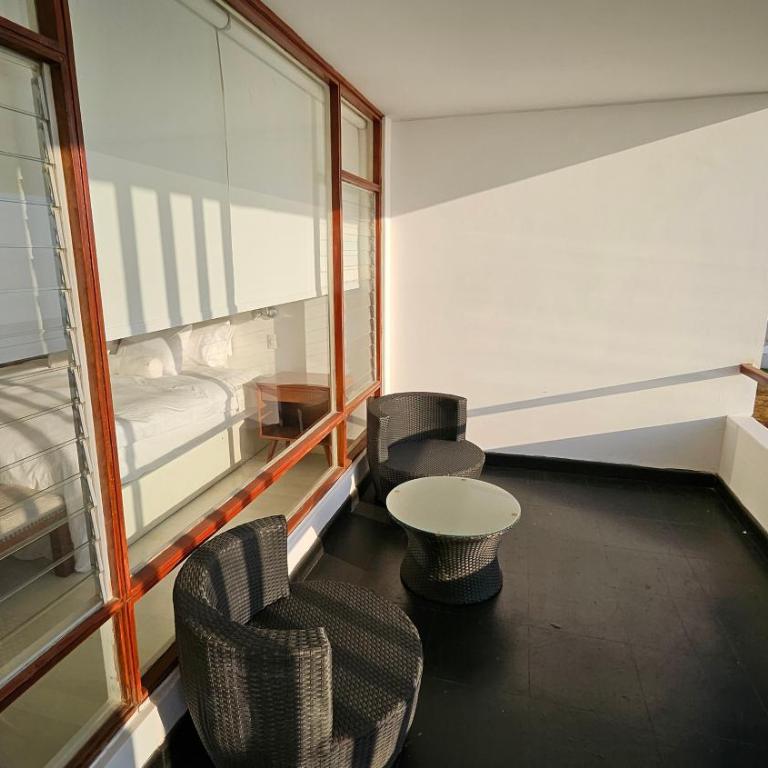 Le Grand Hotel Ilo - Suite con vistas al mar - 3
