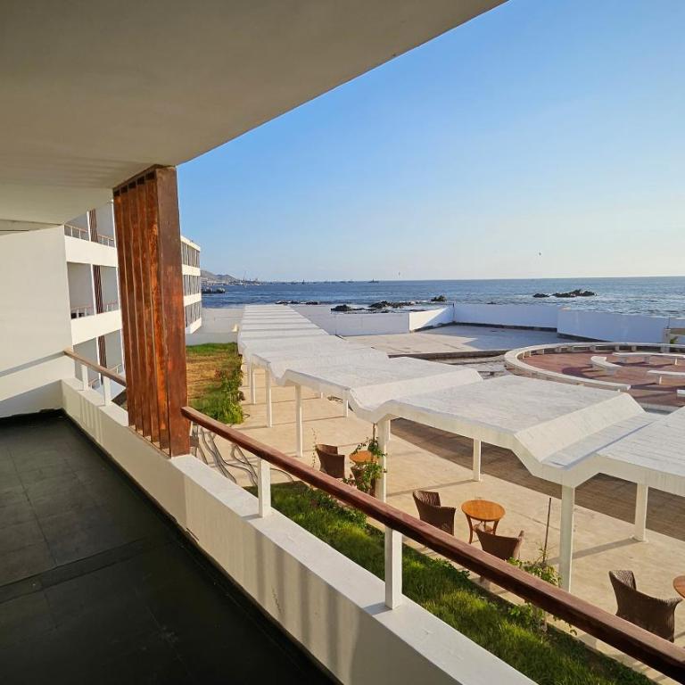 Le Grand Hotel Ilo - Suite Deluxe con vistas al mar - 5