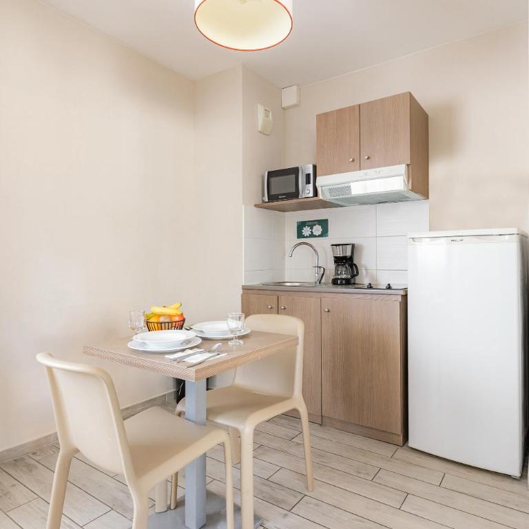 Appart'City Classic Annemasse Centre - Pays de Genève - Appartement Supérieur - 5