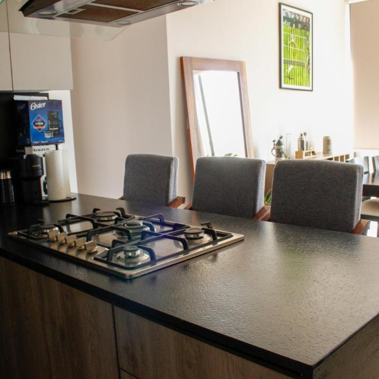 Luxury Apartment Near Akron Pool Gym & Rooftop - One-Bedroom Apartment - 8