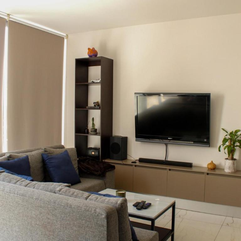 Luxury Apartment Near Akron Pool Gym & Rooftop - One-Bedroom Apartment - 27