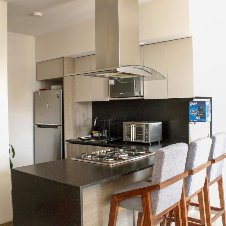 Luxury Apartment Near Akron Pool Gym & Rooftop - One-Bedroom Apartment - 31