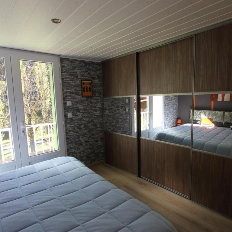 Maison au bord de l'eau avec Jacuzzi - Maison 2 Chambres - 18
