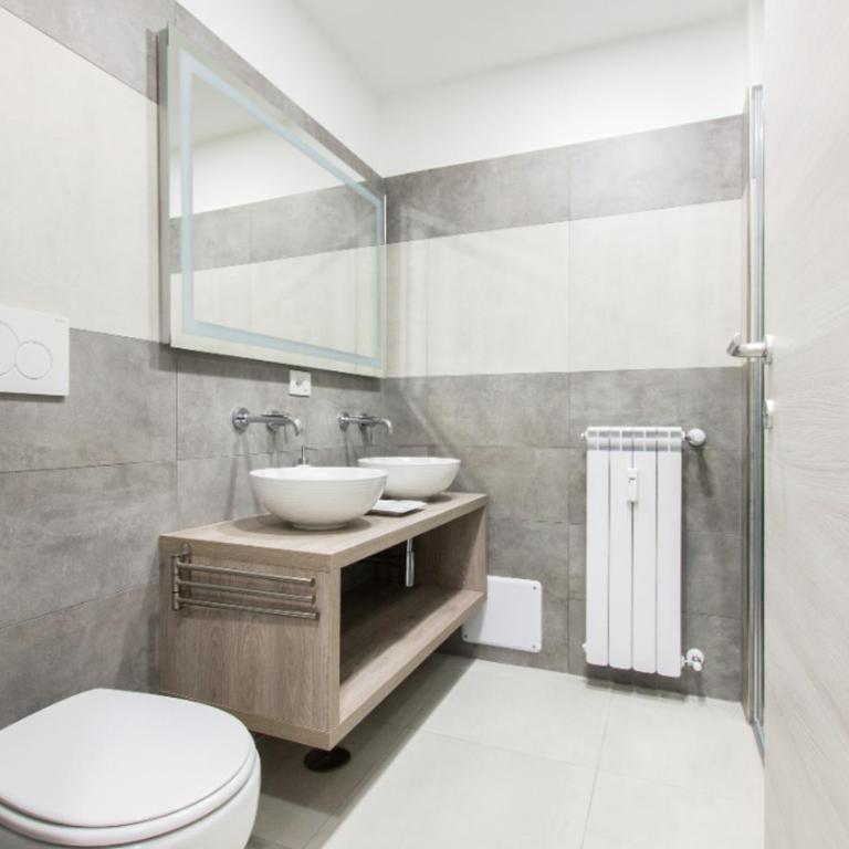 Domus Vera - Camera Quadrupla con Bagno Privato - 7