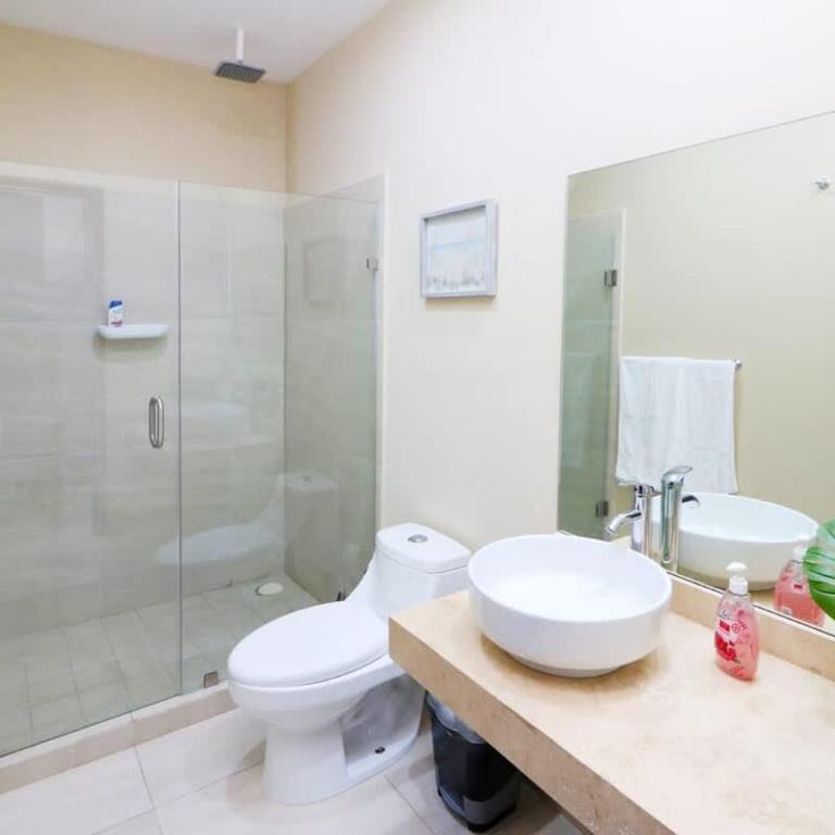 Acogedor depa a 1 cuadra de la playa con rooftop view - Apartment - 26