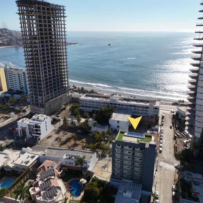 Acogedor depa a 1 cuadra de la playa con rooftop view - Apartment - 50