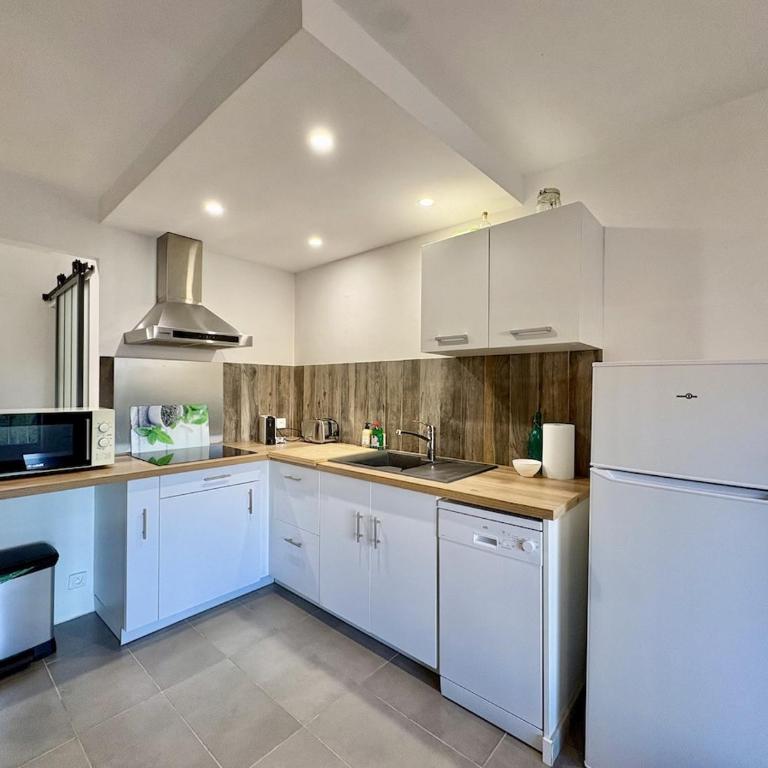 Appartement T2, proche centre-ville de Fréjus - One-Bedroom Apartment - 5