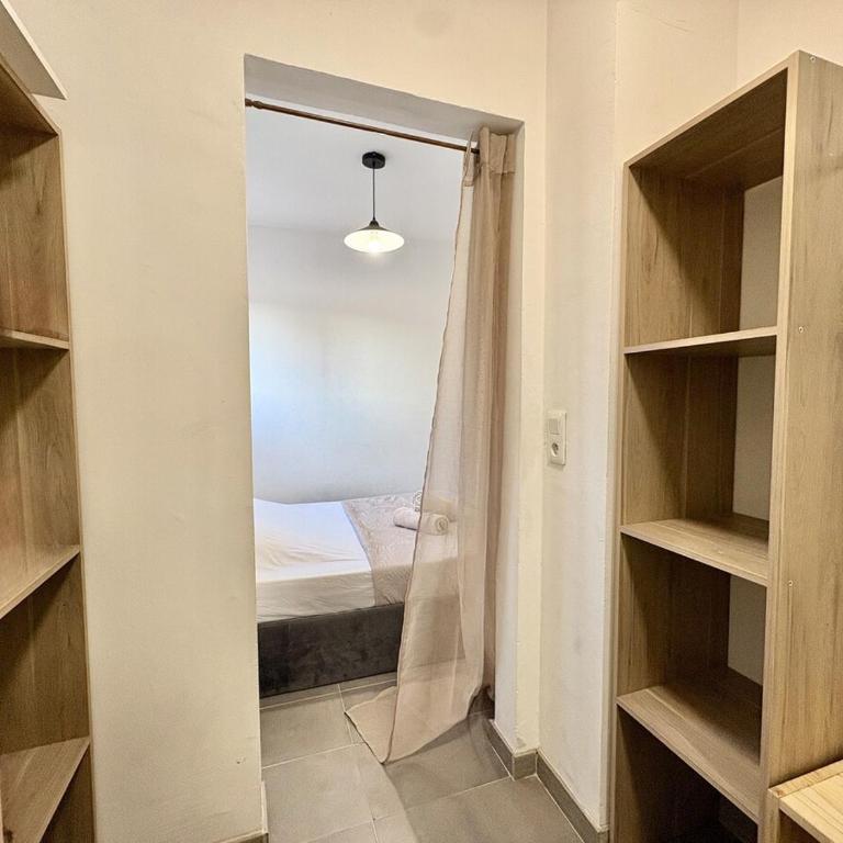 Appartement T2, proche centre-ville de Fréjus - One-Bedroom Apartment - 10