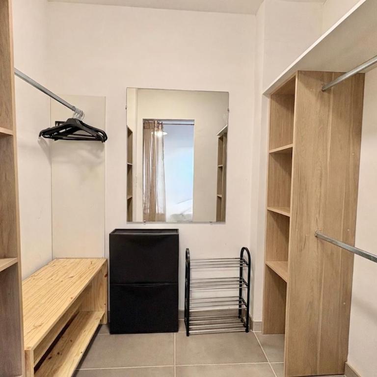 Appartement T2, proche centre-ville de Fréjus - One-Bedroom Apartment - 11