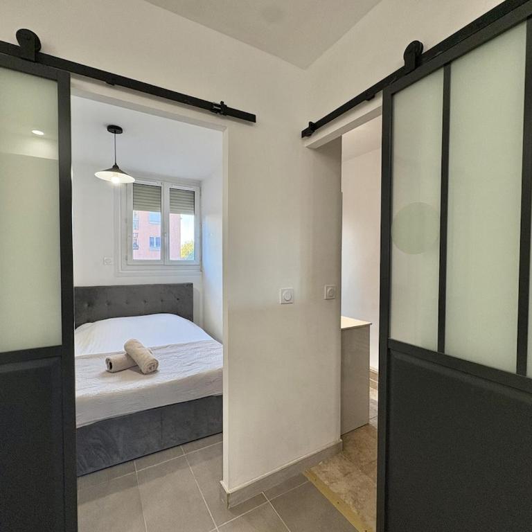 Appartement T2, proche centre-ville de Fréjus - One-Bedroom Apartment - 9