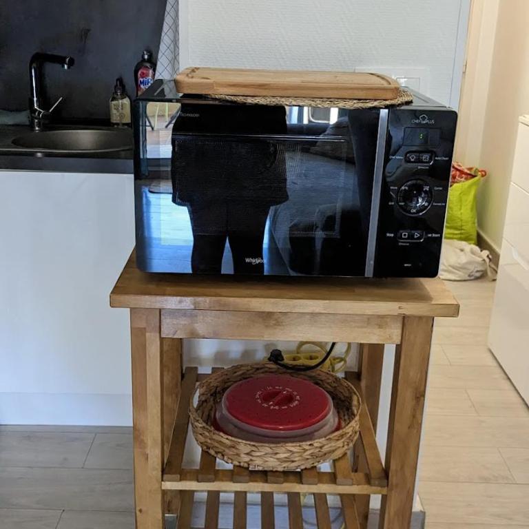 Studio avec Terrasse - Piscine - Tennis - Gardien - Appartement 1 Chambre - 24