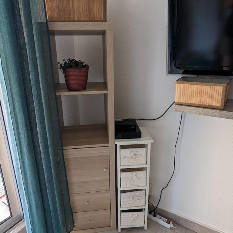 Studio avec Terrasse - Piscine - Tennis - Gardien - Appartement 1 Chambre - 17