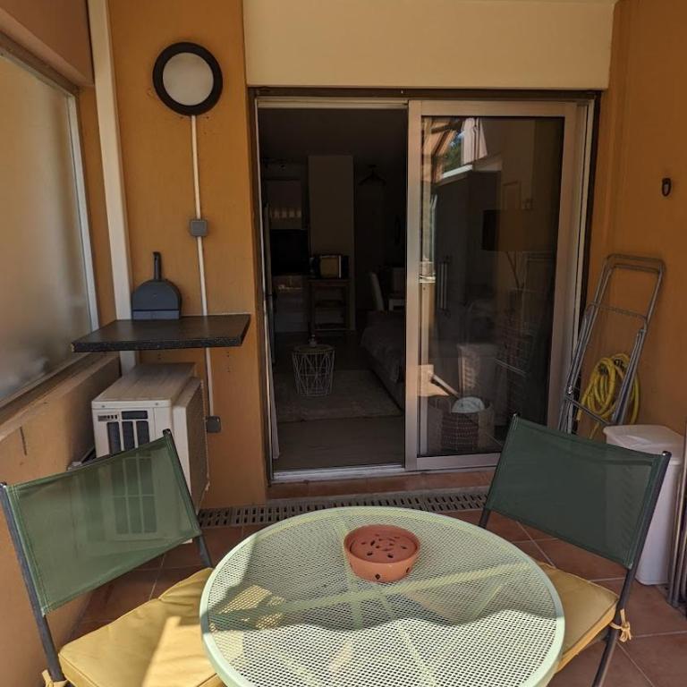 Studio avec Terrasse - Piscine - Tennis - Gardien - Appartement 1 Chambre - 10
