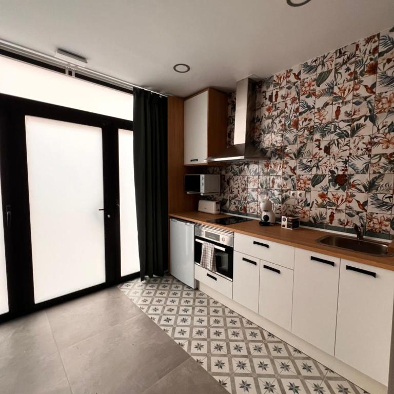 R7 Loft premium trabajo y descanso junto a Metro Madrid - One-Bedroom Apartment - 6