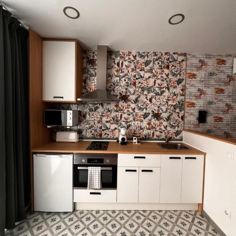R7 Loft premium trabajo y descanso junto a Metro Madrid - One-Bedroom Apartment - 19
