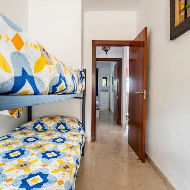 Benalmádena, apartamento con piscina y pista de pádel - Apartamento de 2 dormitorios - 42