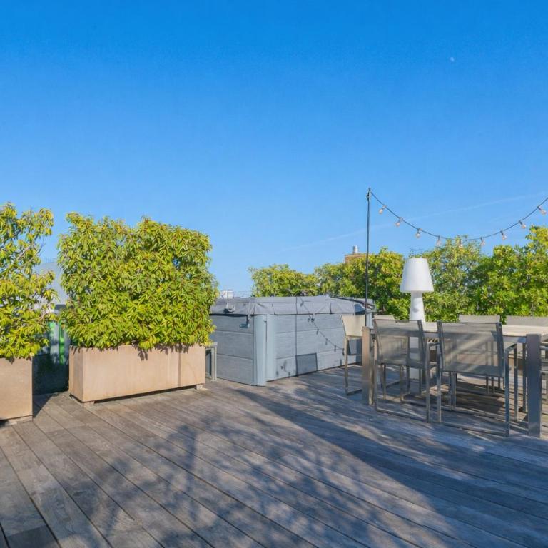 New Triplex Sacré-Cœur with AC - Jacuzzi & 360 Rooftop - Appartement 3 Chambres avec Vue - 22