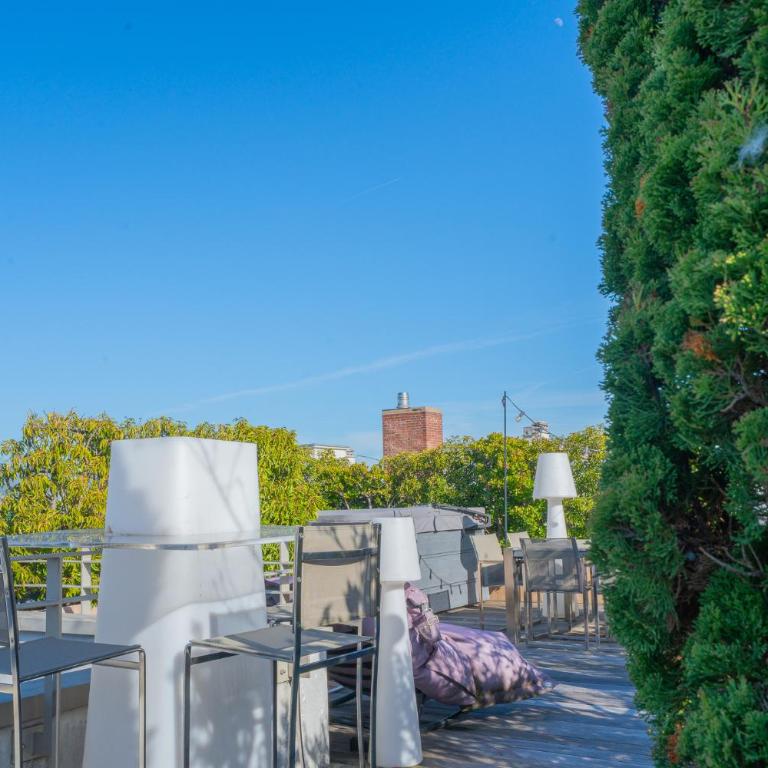 New Triplex Sacré-Cœur with AC - Jacuzzi & 360 Rooftop - Appartement 3 Chambres avec Vue - 24