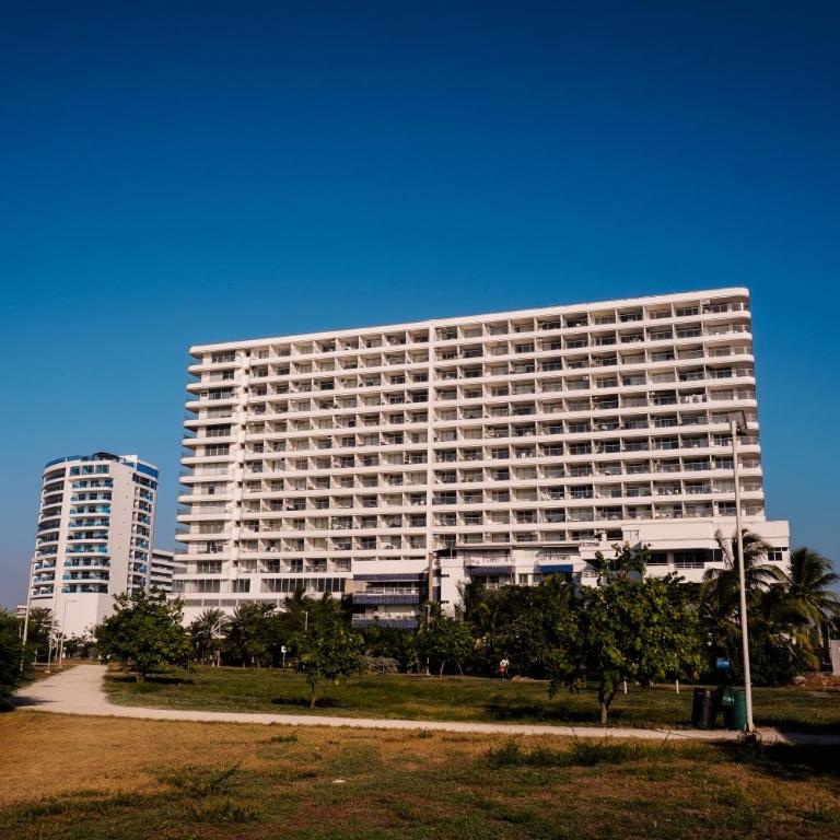 Suite,Piscina,Balcon,C historico,2 Min aeropuerto - King Suite with Balcony - 26