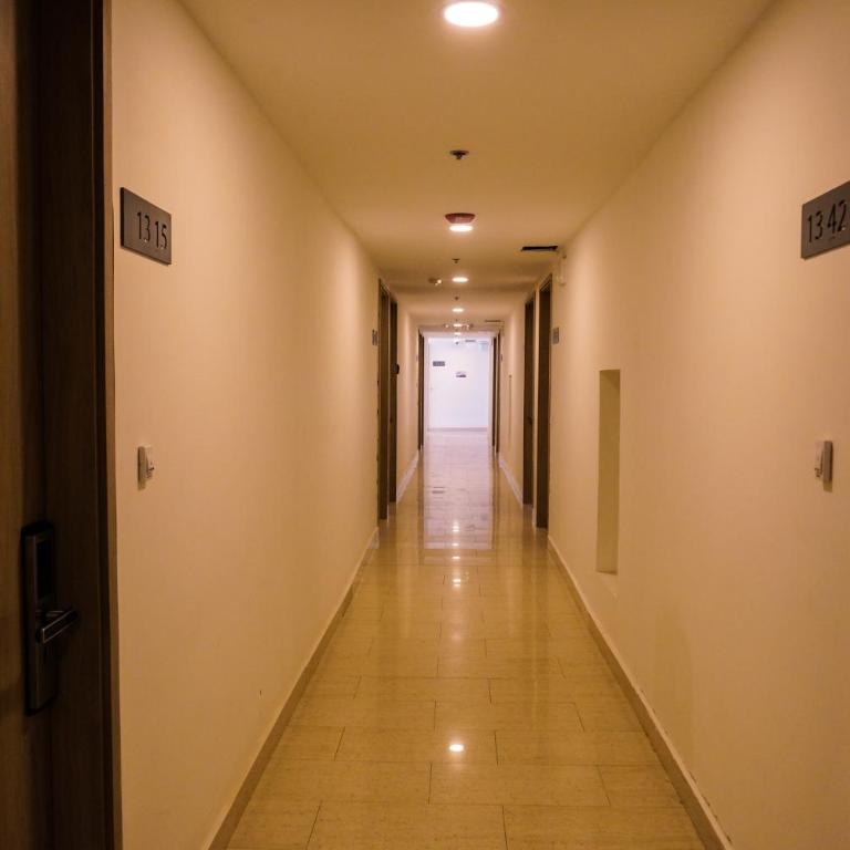 Suite,Piscina,Balcon,C historico,2 Min aeropuerto - King Suite with Balcony - 27